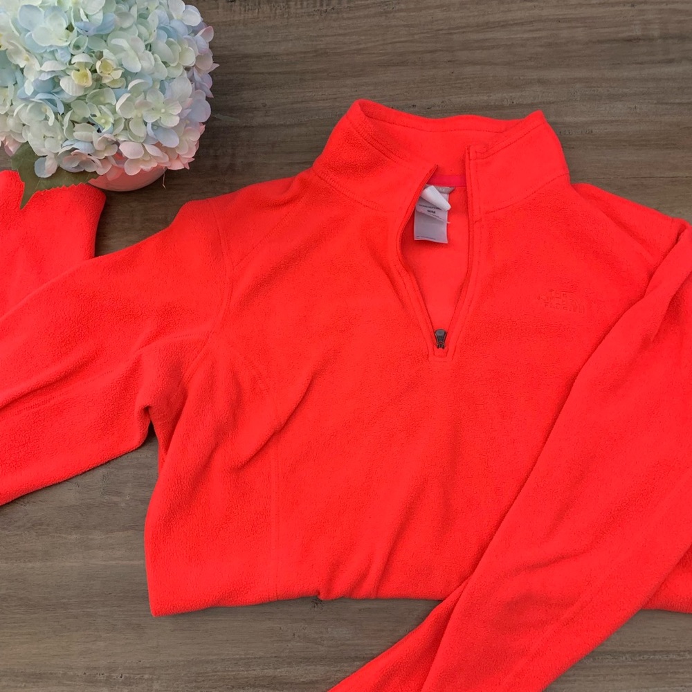 North face fleece sweater